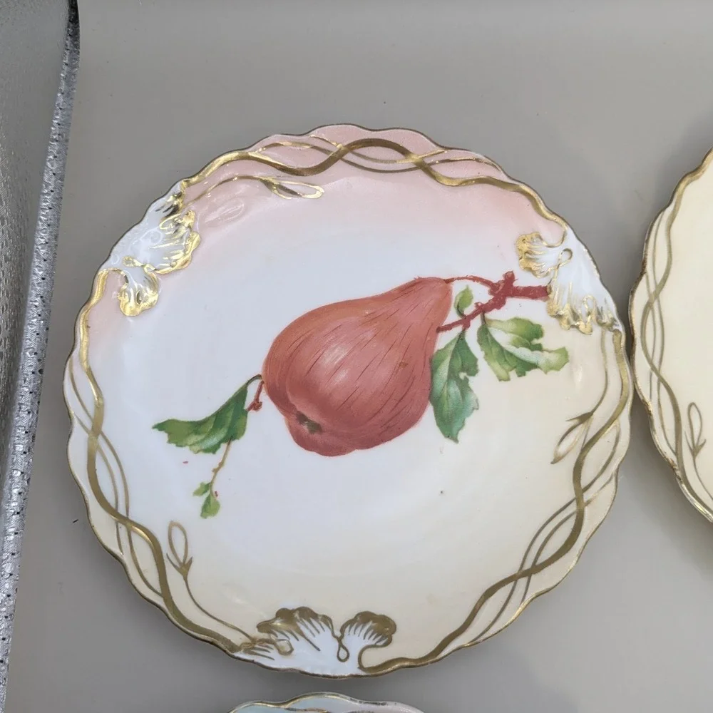Antique Wheelock Vienna Austria Pomona Fruit Plates Set of 6 Gold Gilt Scalloped